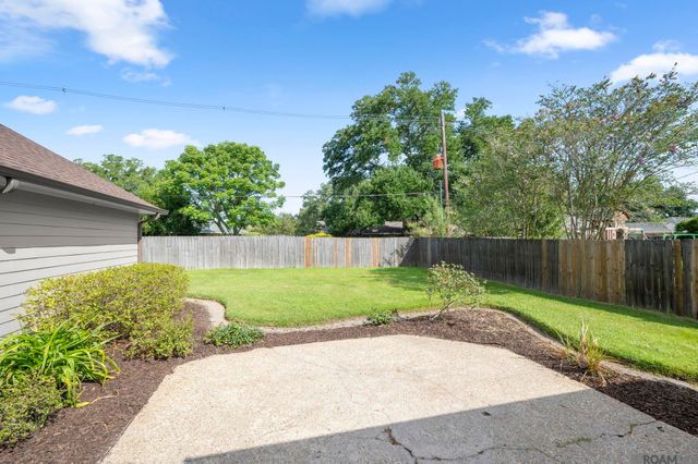 515 Pastureview Dr, Baton Rouge, LA 70810