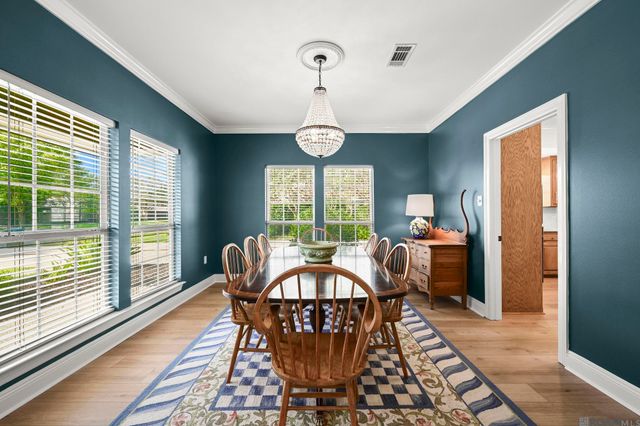 515 Pastureview Dr, Baton Rouge, LA 70810