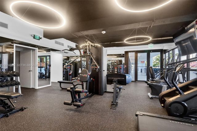 2555 Collins Ave 1812, Miami Beach, FL 33140