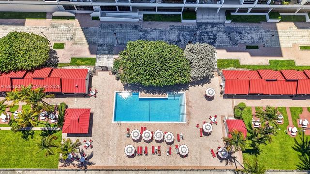 2555 Collins Ave 1812, Miami Beach, FL 33140