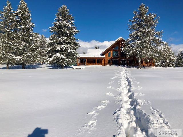 3922 Snow Cap Drive, Island Park, ID 83429