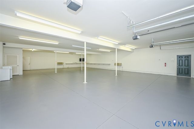 1037 Berryhill Rd, Henrico, VA 23231