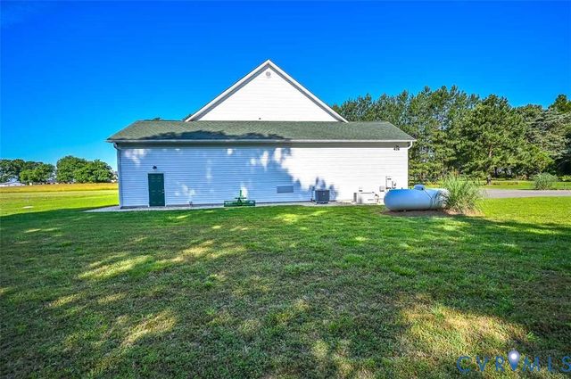 1037 Berryhill Rd, Henrico, VA 23231