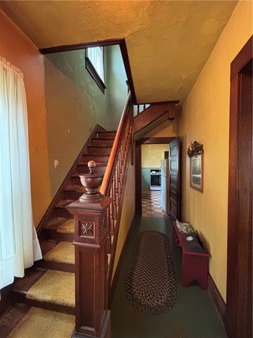 526 Janeway Street, Kane Boro, PA 16735