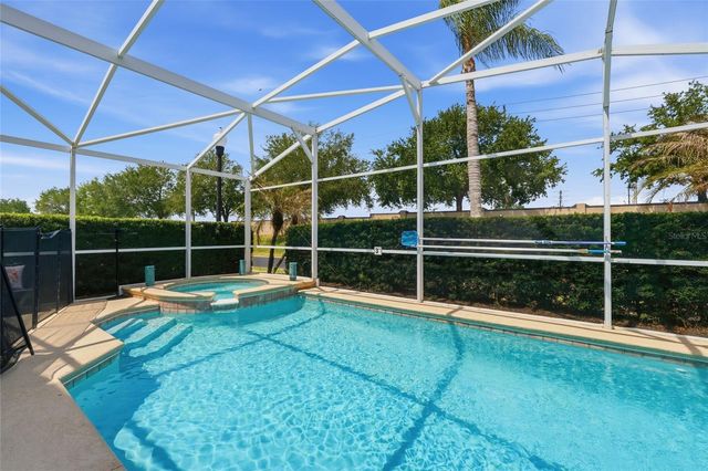 934 BRUNELLO DRIVE, Davenport, FL 33897