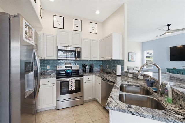934 BRUNELLO DRIVE, Davenport, FL 33897
