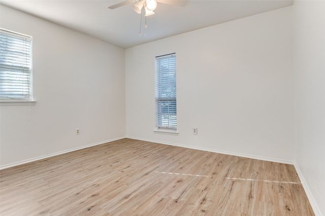 213 Sixpence Lane, Euless, TX 76039