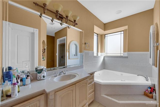 5504 Monica Circle, Mission, TX 78574