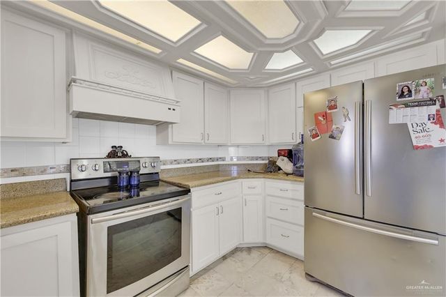 5504 Monica Circle, Mission, TX 78574