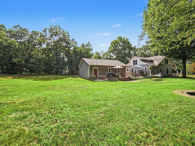 2620 Middle Lake Road, Twin Lake, MI 49457