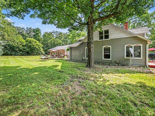 2620 Middle Lake Road, Twin Lake, MI 49457