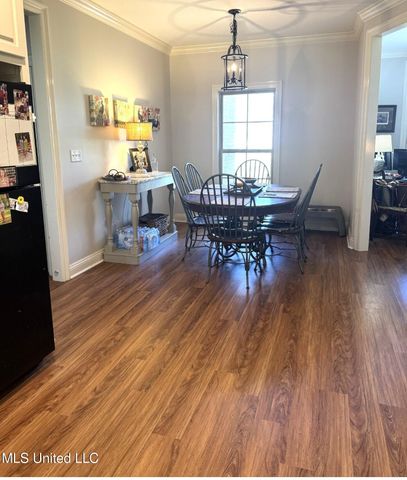 4 Bayou Lane, Natchez, MS 39120