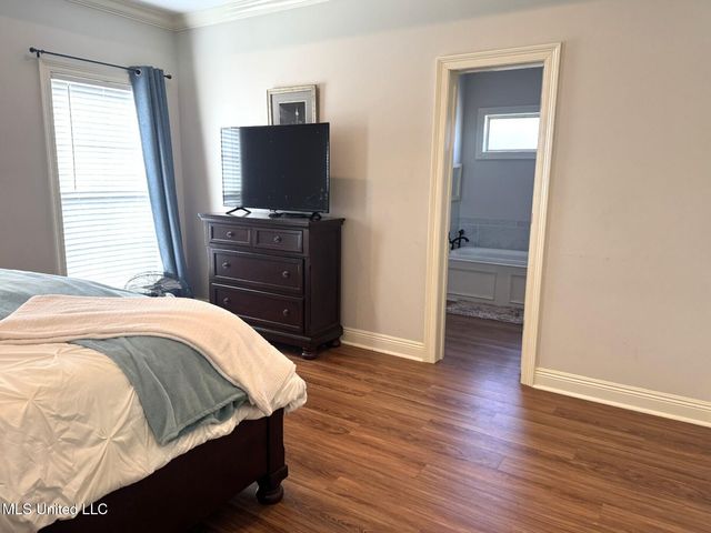 4 Bayou Lane, Natchez, MS 39120