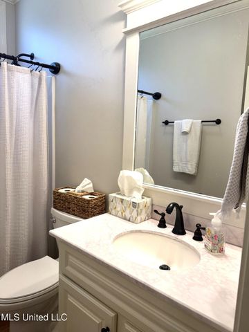 4 Bayou Lane, Natchez, MS 39120