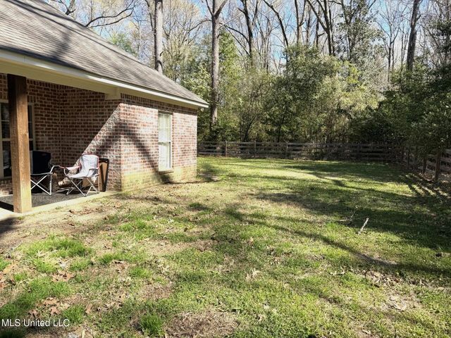4 Bayou Lane, Natchez, MS 39120