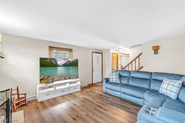 1846 Opal Street, Louisville, OH 44641