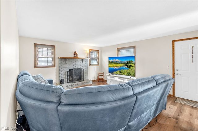 1846 Opal Street, Louisville, OH 44641