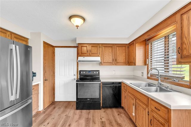 1846 Opal Street, Louisville, OH 44641