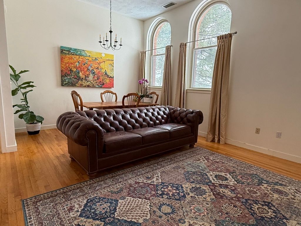 112 Washington Park 3, Newton, MA 02460