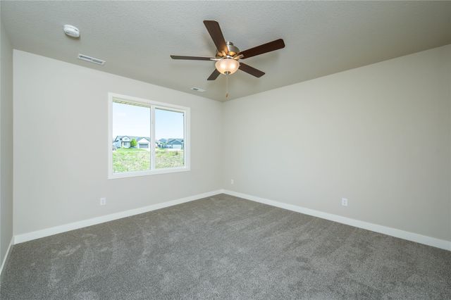 717 W Wright Road, Norwalk, IA 50211