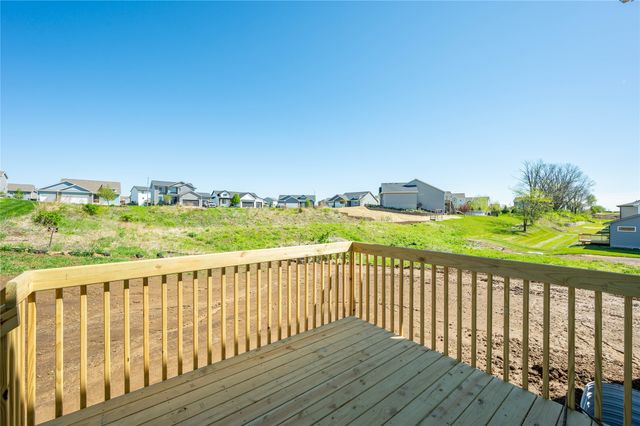 717 W Wright Road, Norwalk, IA 50211