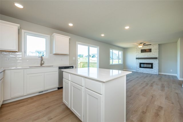 717 W Wright Road, Norwalk, IA 50211