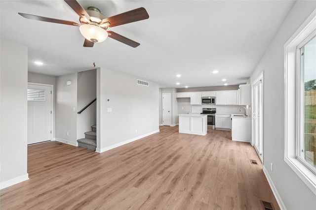 717 W Wright Road, Norwalk, IA 50211