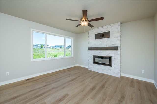 717 W Wright Road, Norwalk, IA 50211