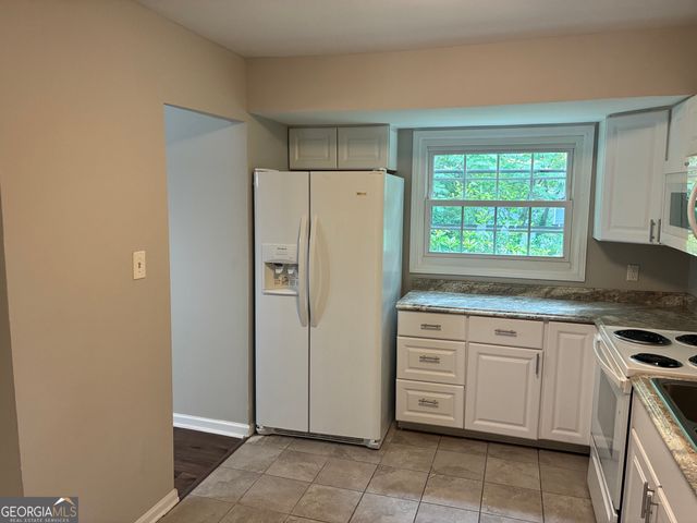 10572 Eagle Drive, Jonesboro, GA 30238