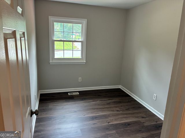 10572 Eagle Drive, Jonesboro, GA 30238
