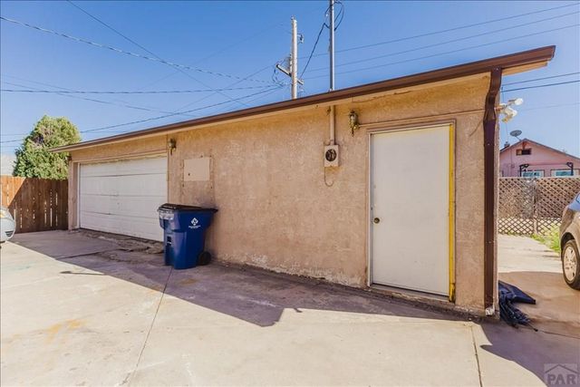 1108 E 3rd St, Pueblo, CO 81001