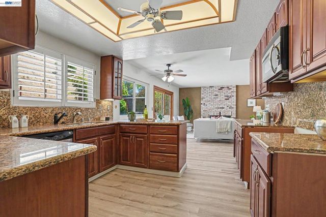 3414 Augusta Ct, Hayward, CA 94542