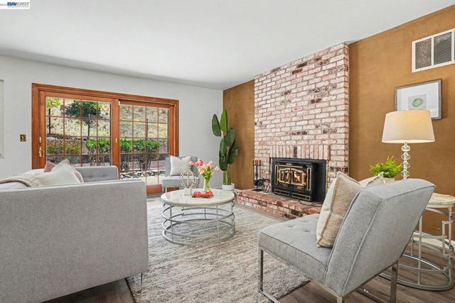 3414 Augusta Ct, Hayward, CA 94542
