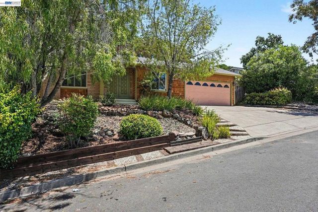 3414 Augusta Ct, Hayward, CA 94542