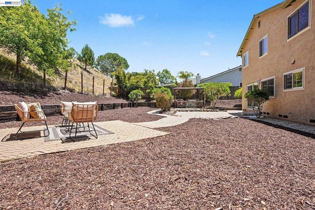 3414 Augusta Ct, Hayward, CA 94542