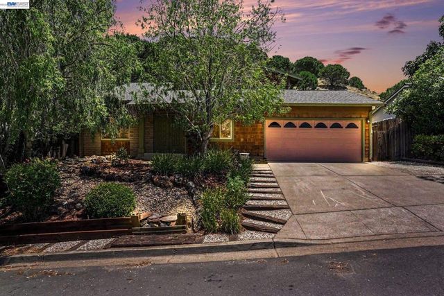 3414 Augusta Ct, Hayward, CA 94542