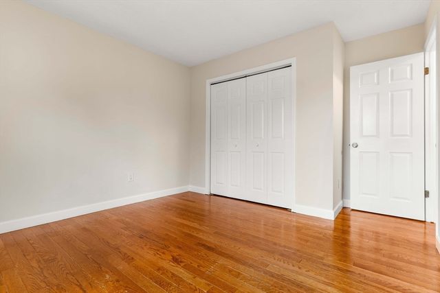 357 Boylston St 5, Lowell, MA 01852