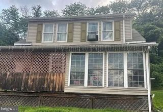 1045 W 4TH ST, Lock Haven, PA 17745
