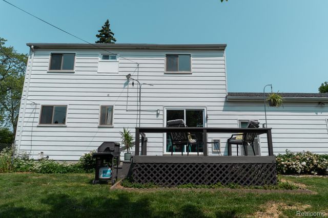 1247 Catalina Drive, Flint Charter Township, MI 48507