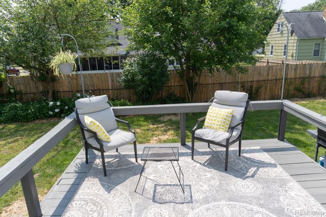 1247 Catalina Drive, Flint Charter Township, MI 48507