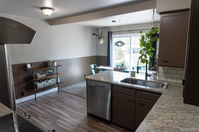 1247 Catalina Drive, Flint Charter Township, MI 48507