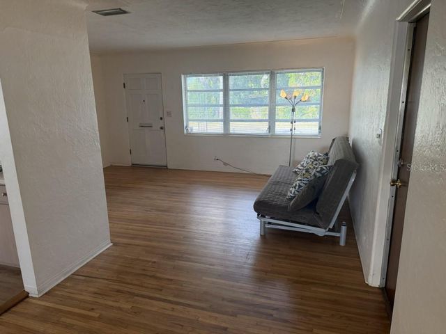 3676 ABINGTON AVENUE S, St Petersburg, FL 33711