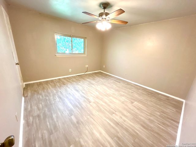 8111 Mescal Trail, San Antonio, TX 78244