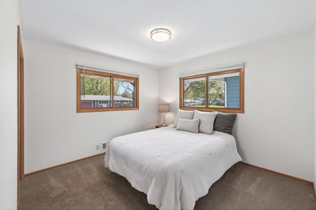 2521 Cedar Avenue, White Bear Lake, MN 55110