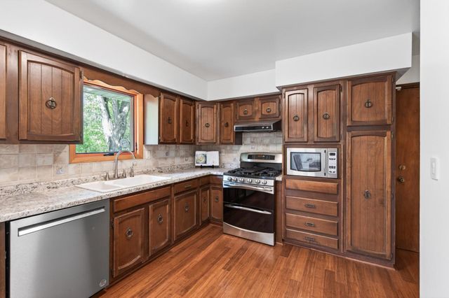 2521 Cedar Avenue, White Bear Lake, MN 55110