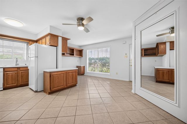 1311 Antoine Drive 171, Houston, TX 77055
