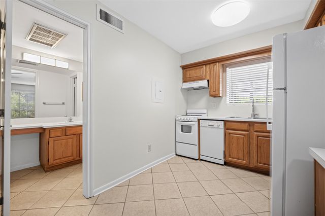 1311 Antoine Drive 171, Houston, TX 77055