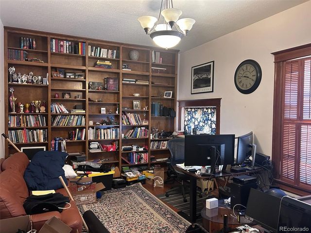 1102 3rd Ave, Longmont, CO 80501