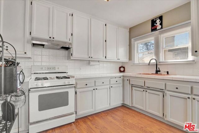 115 E Park Avenue, Santa Maria, CA 93454