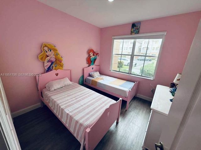 8826 W Flagler St 112, Miami, FL 33174